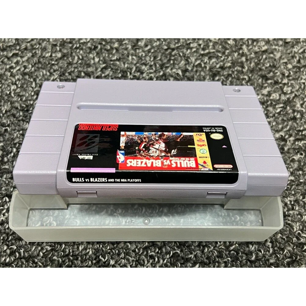 Bulls vs. Blazers and the NBA Playoffs (Super Nintendo, 1992) CIB Authentic SNES